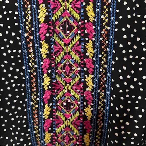 Caleoas Black Fiesta Floral Embroidered Bohemian Hippie Ruffle Blouse - Medium - Picture 5 of 16